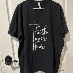 Faith Over Fear Graphic Black and White Short Sleeve Tshirt